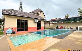 Melaka Afamosa D'Amour Villa 12Pax With Private Pool & Free Bbq Grill